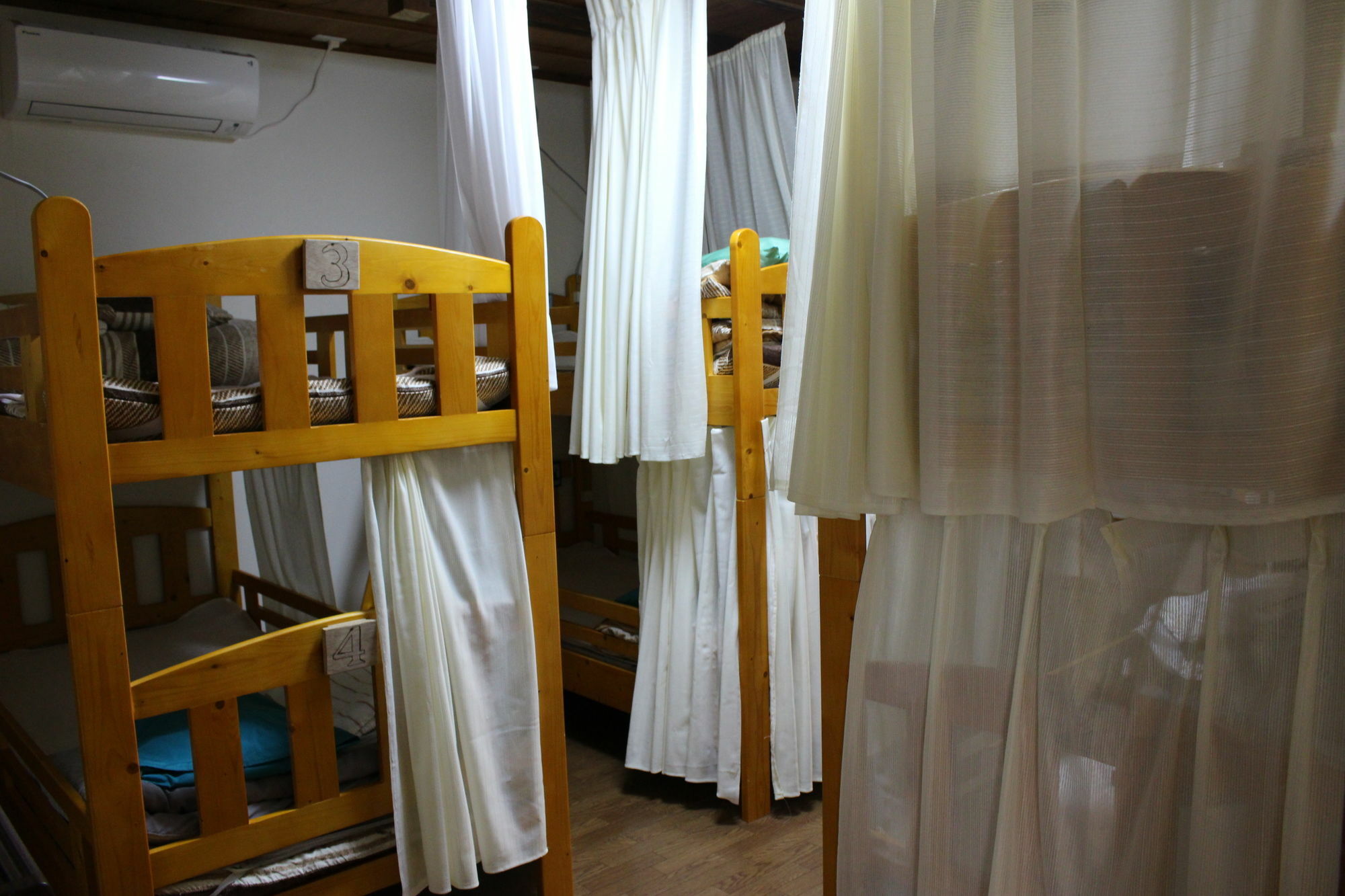 Gomaharu Guesthouse Осака Екстериор снимка
